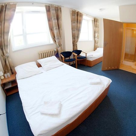 Hotel Stacja Kutno Zimmer foto